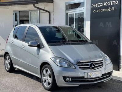 Mercedes-Benz Classe A 180 CDI BlueEFFICIENCY Automatic Premium (2)