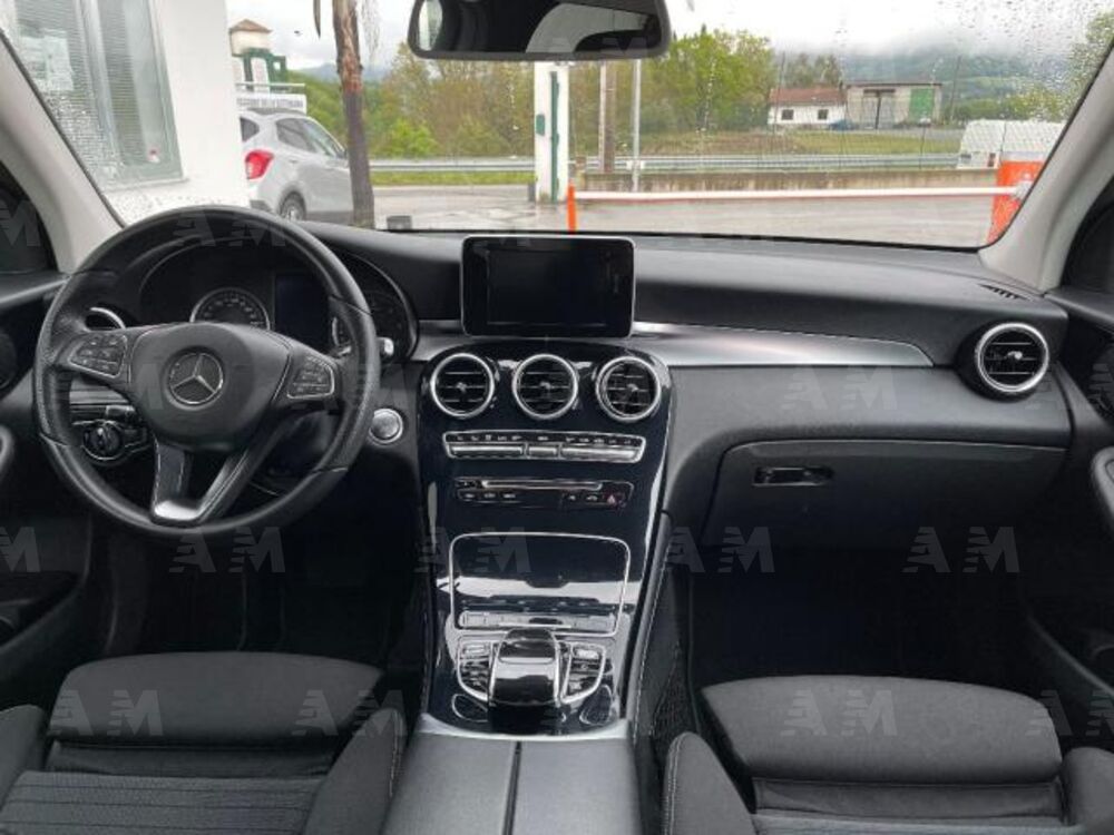 Mercedes-Benz GLC SUV 220 d 4Matic Premium (9)