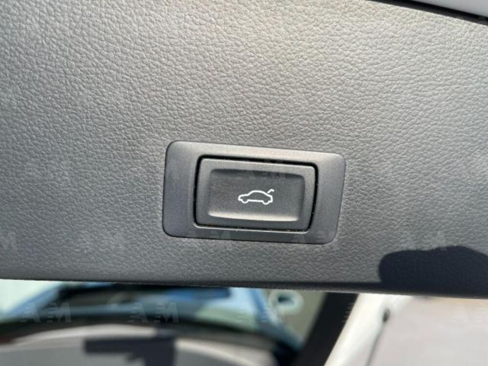 Audi A6 Avant 2.0 TDI 190 CV ultra S tronic (10)