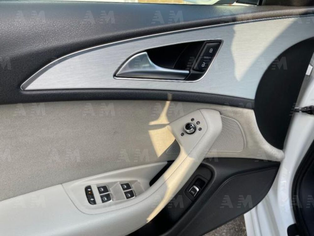 Audi A6 Avant 2.0 TDI 190 CV ultra S tronic (13)