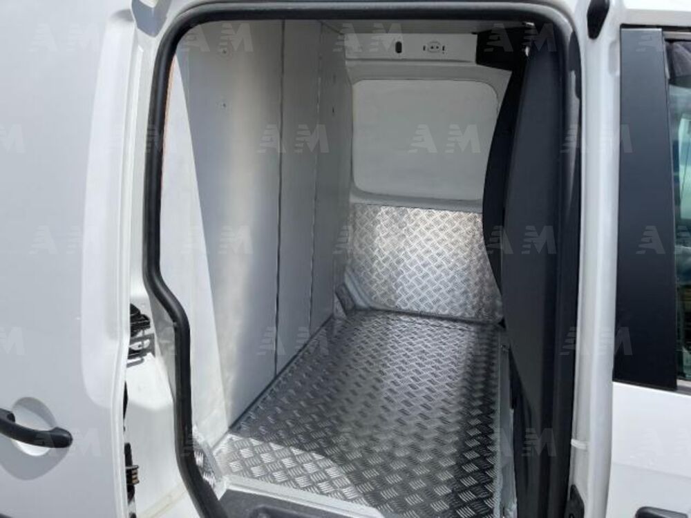 Volkswagen Caddy 2.0 TDI 122 CV 4MOTION Generation 4 (10)