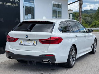 BMW Serie 5 Touring 520d  Msport (8)