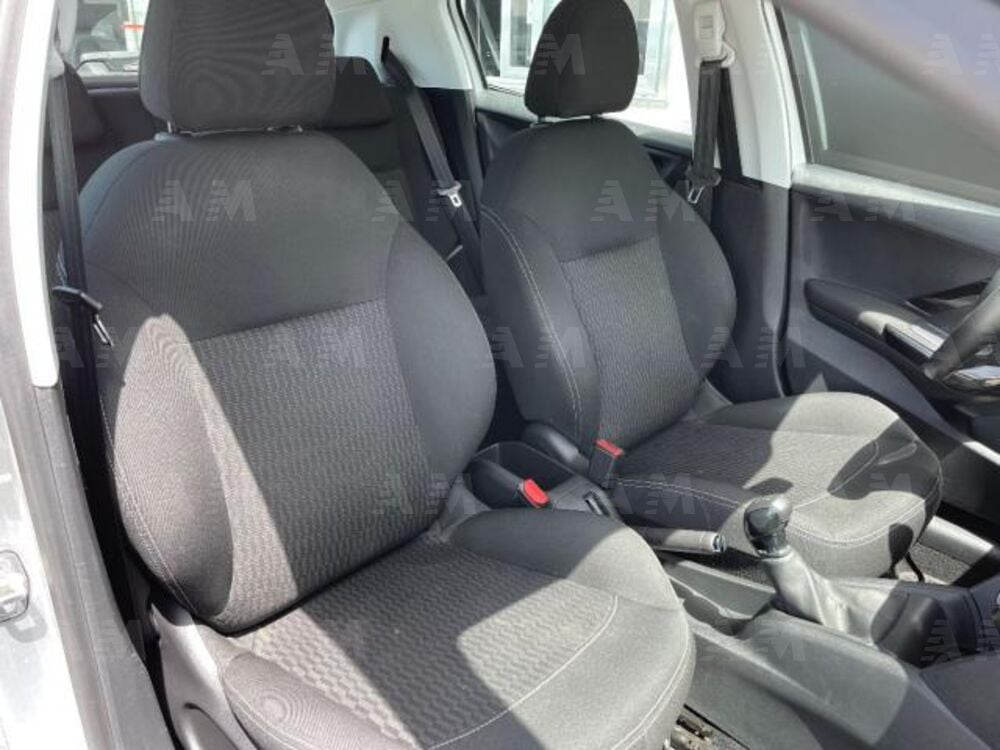 Peugeot 208 75 5 porte Active (11)