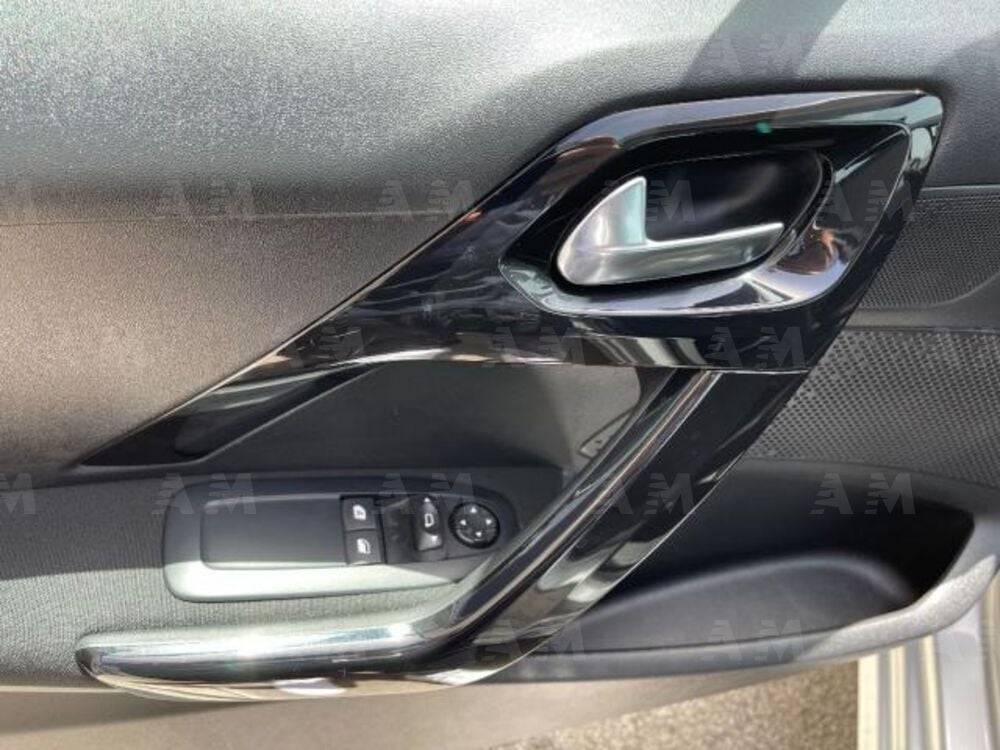Peugeot 208 75 5 porte Active (12)