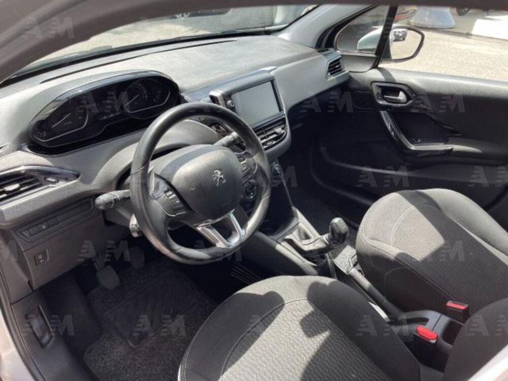 Peugeot 208 75 5 porte Active (13)