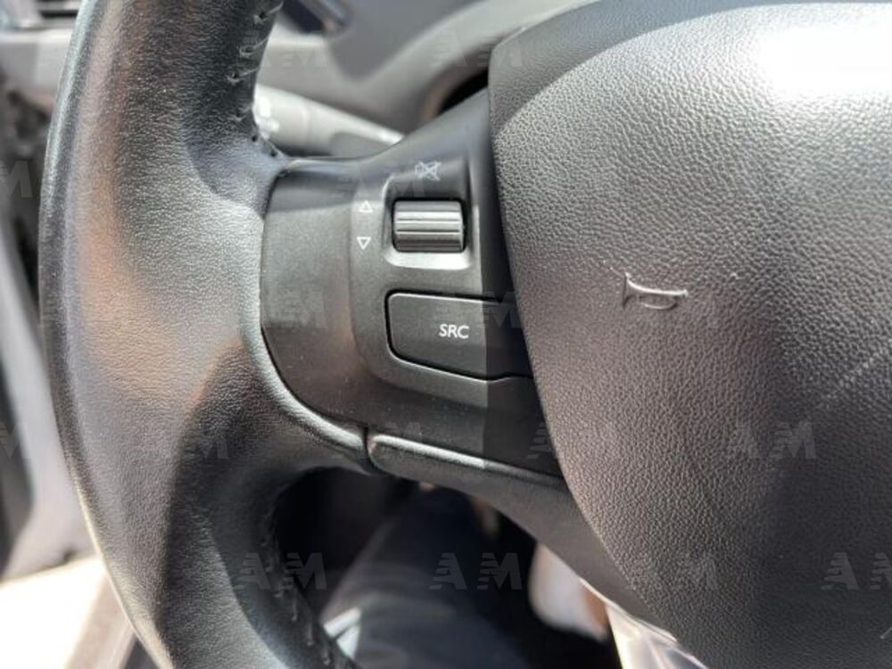 Peugeot 208 75 5 porte Active (15)