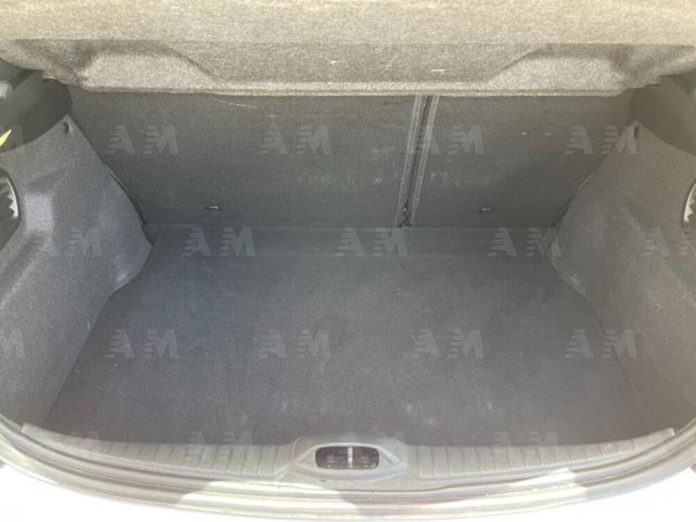 Peugeot 208 75 5 porte Active (8)