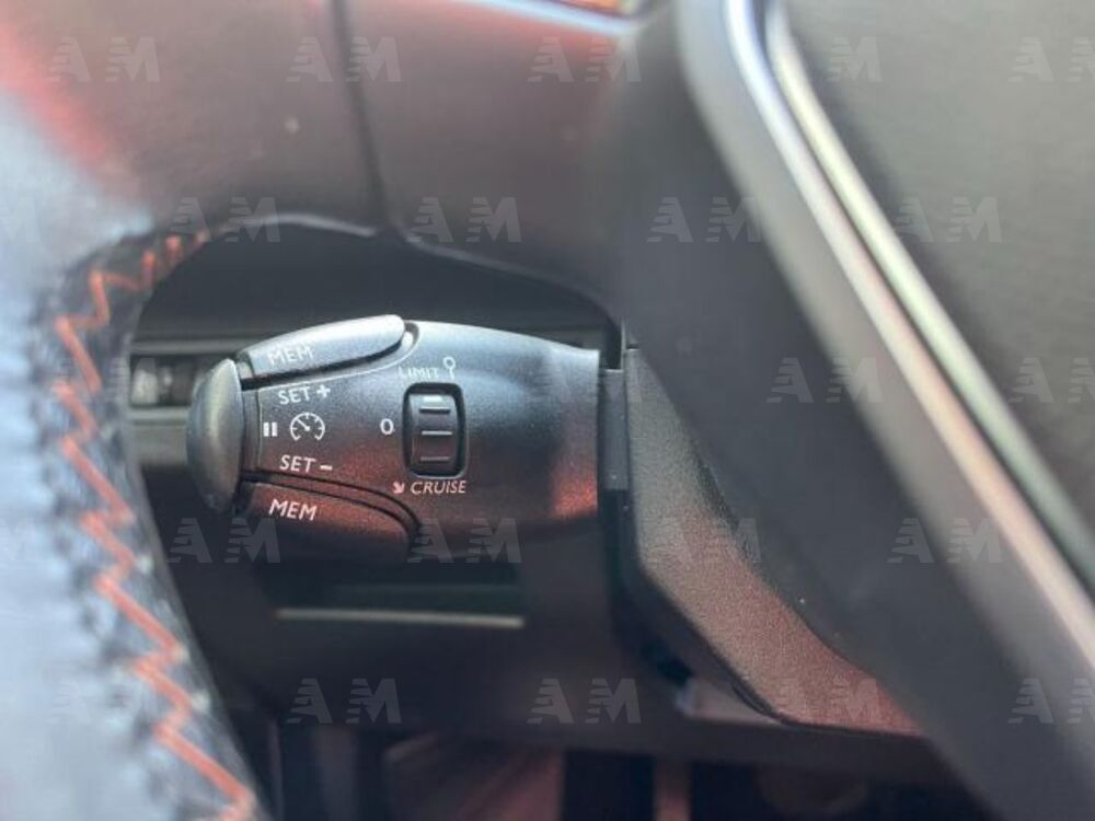Peugeot 3008 BlueHDi 120 EAT6 S&S Active (18)