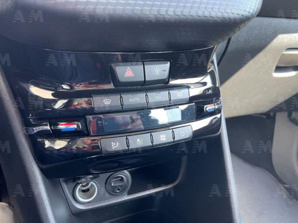 Peugeot 208 75 5 porte Allure (14)
