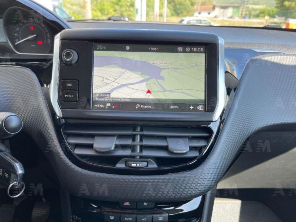 Peugeot 208 75 5 porte Allure (18)