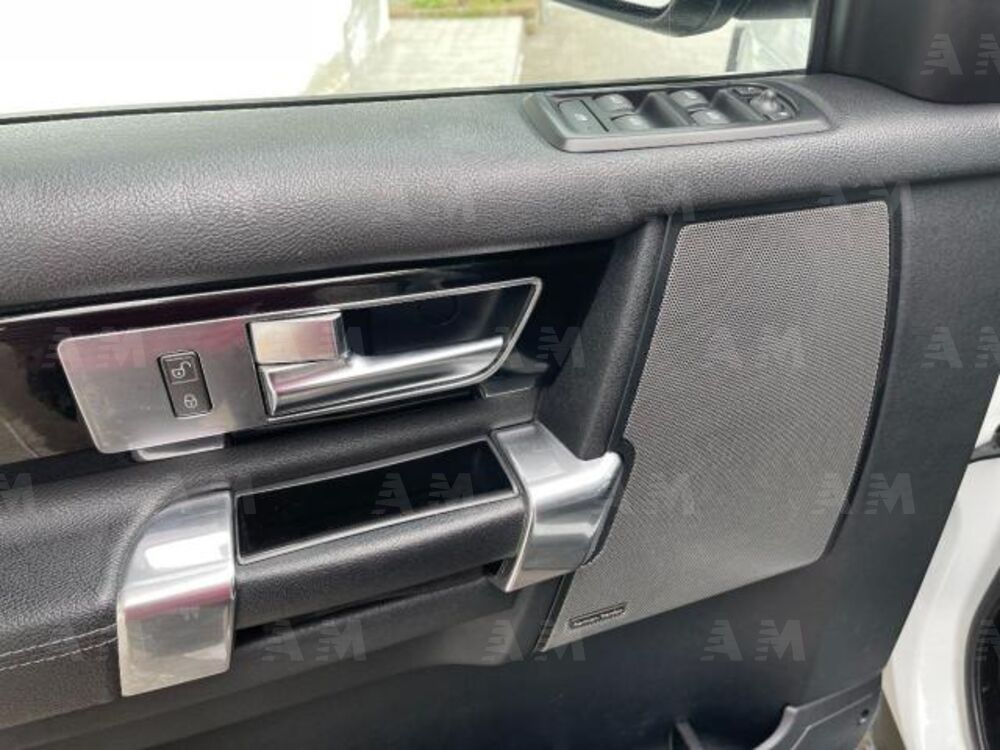 Land Rover Discovery 4 3.0 SDV6 245CV HSE (17)