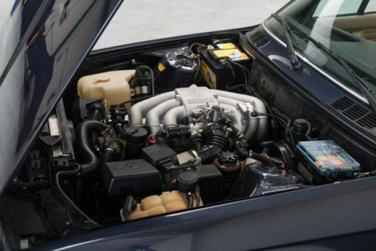 BMW Serie 3 Cabrio 320i let L (14)