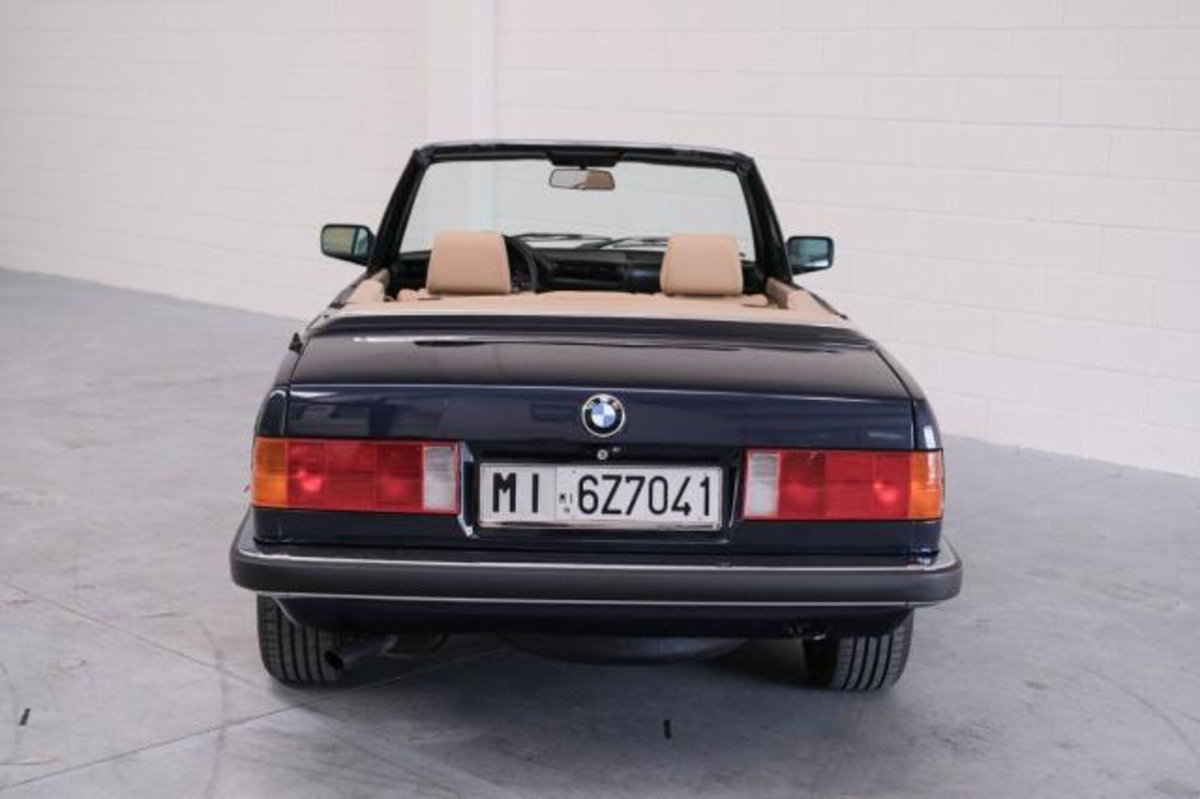 BMW Serie 3 Cabrio 320i let L (5)