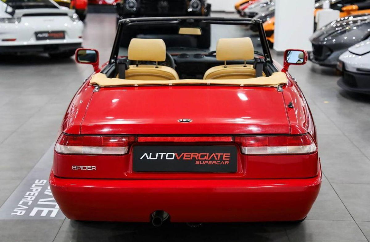 Alfa Romeo Spider 1.6 (11)