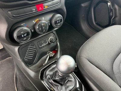 Jeep Renegade 1.6 Mjt 120 CV Night Eagle (11)