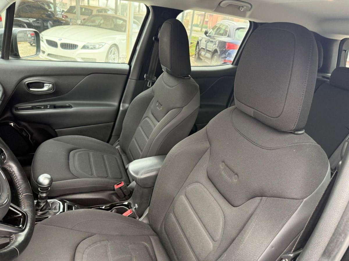 Jeep Renegade 1.6 Mjt 120 CV Night Eagle (8)