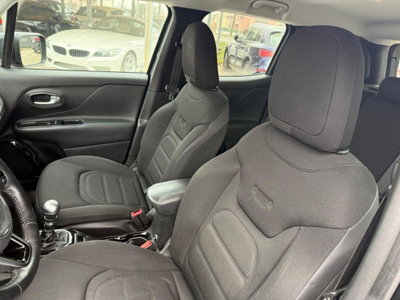 Jeep Renegade 1.6 Mjt 120 CV Night Eagle (8)