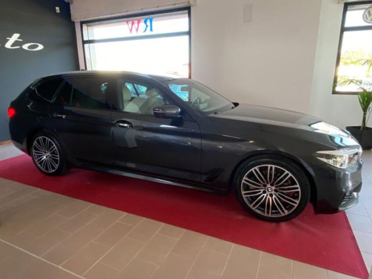 BMW Serie 5 Touring 520d  Msport (4)