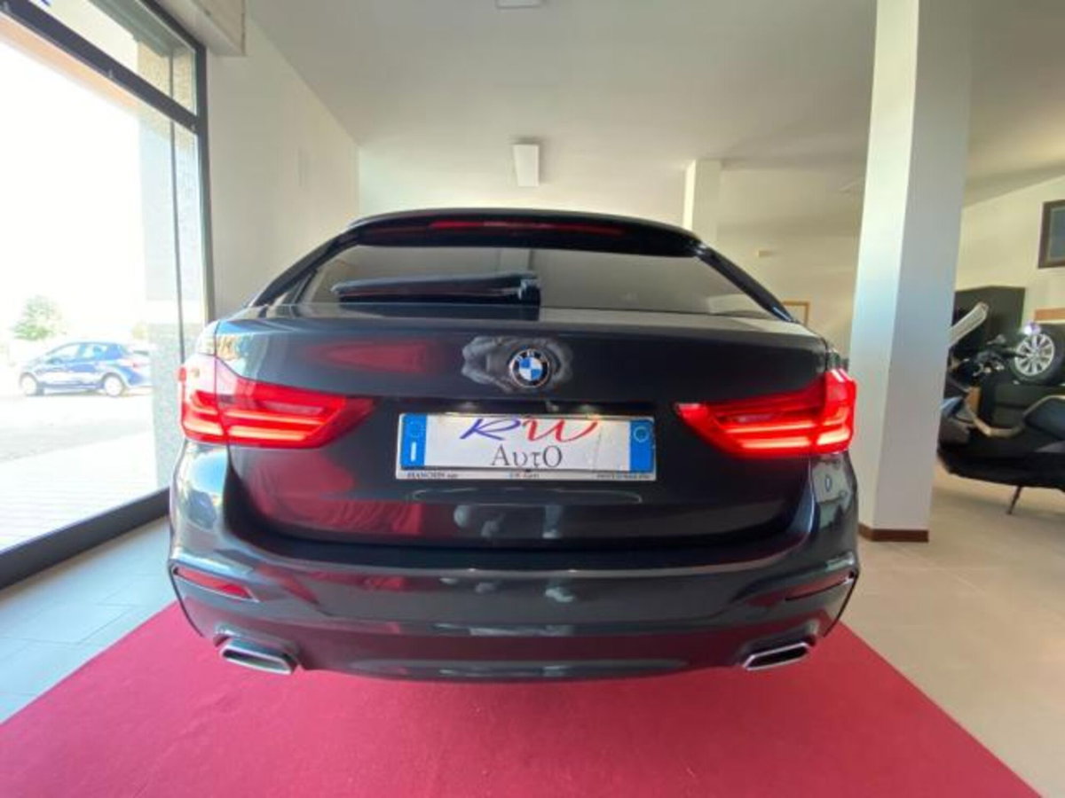 BMW Serie 5 Touring 520d  Msport (6)