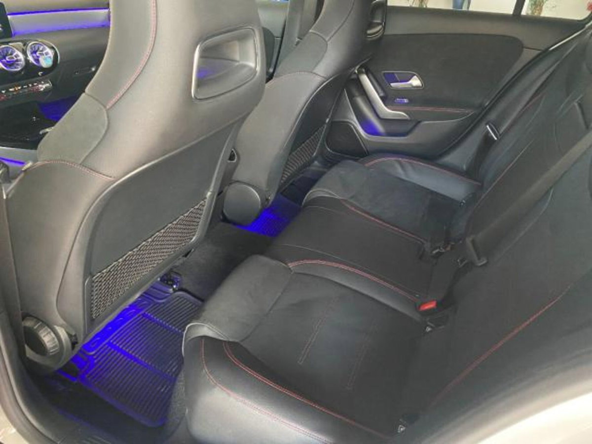 Mercedes-Benz Classe A 180 d Automatic Premium (10)