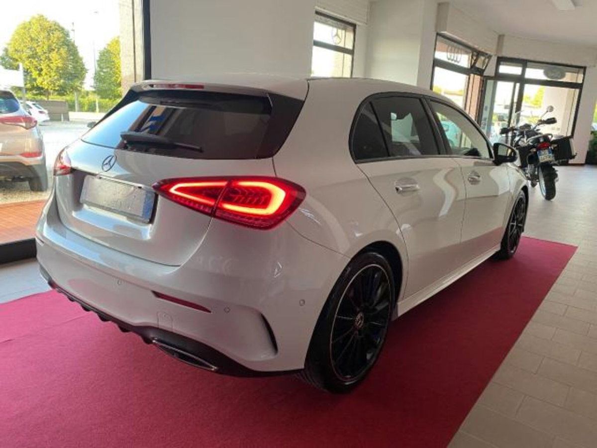Mercedes-Benz Classe A 180 d Automatic Premium (5)