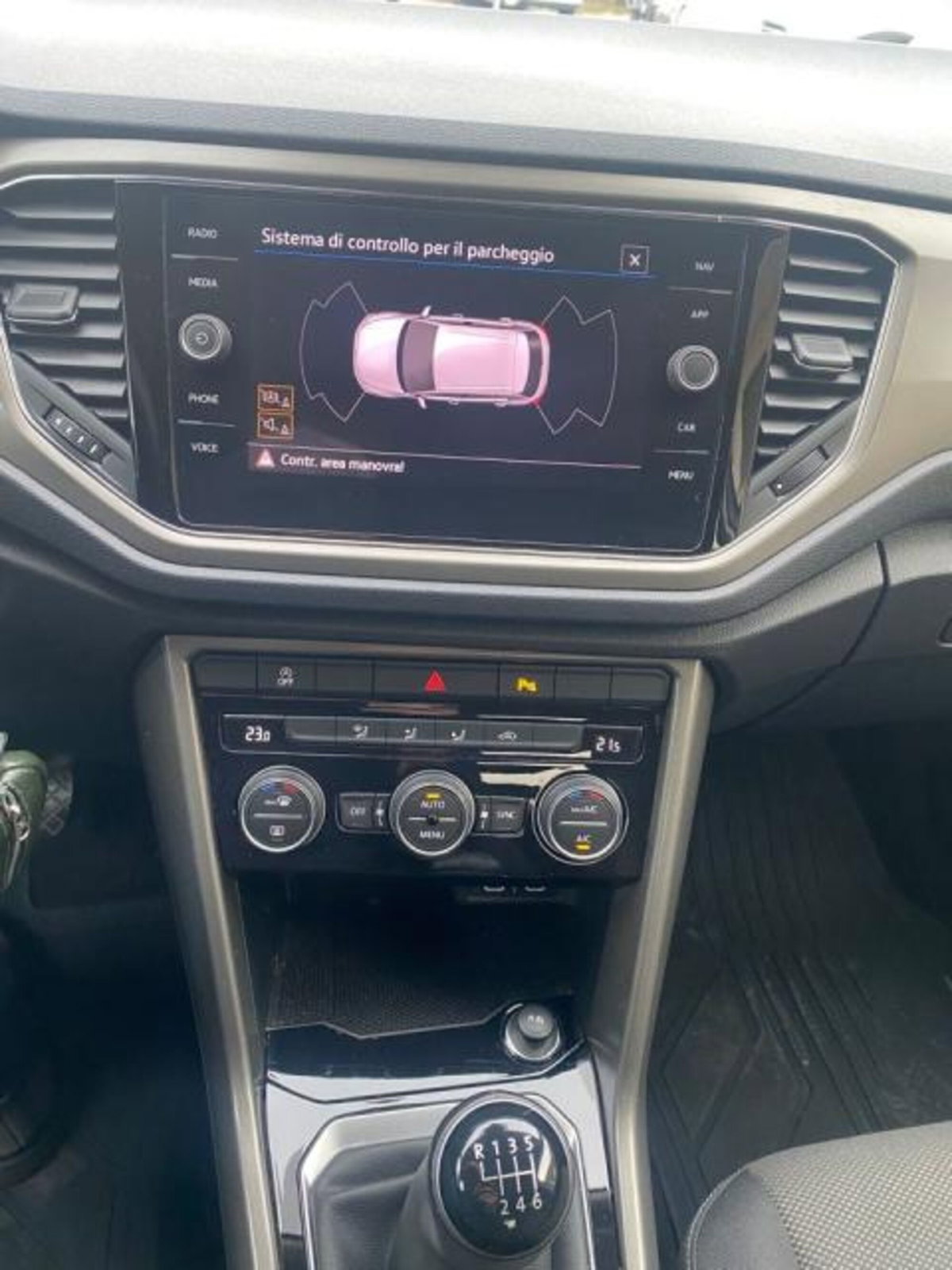 Volkswagen T-Roc 1.6 TDI SCR Style BlueMotion Technology (10)