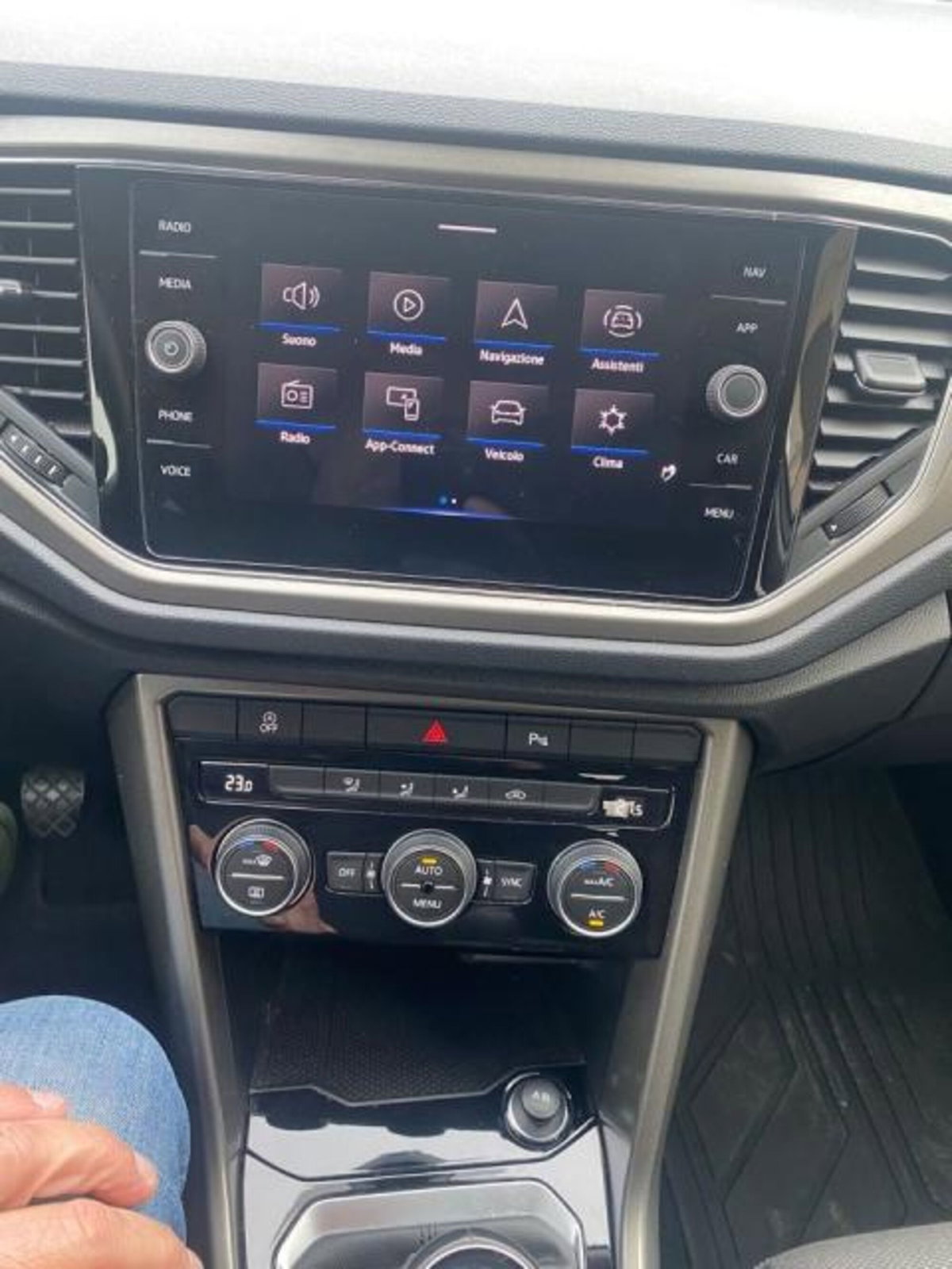 Volkswagen T-Roc 1.6 TDI SCR Style BlueMotion Technology (11)
