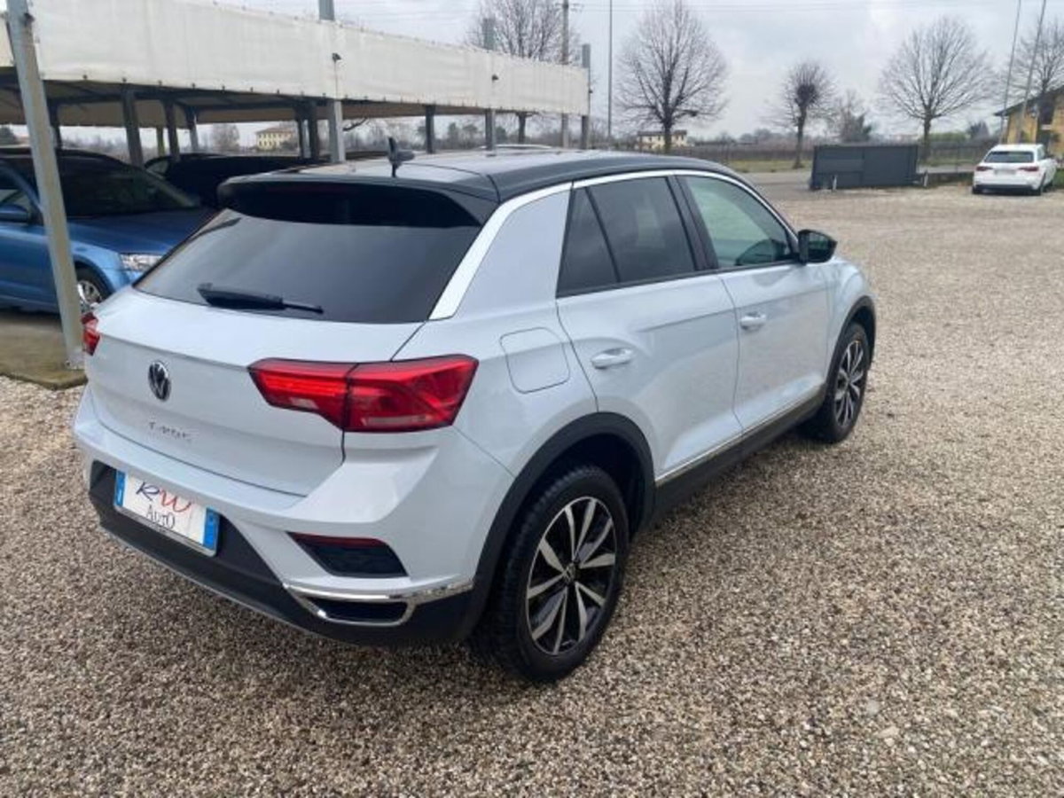 Volkswagen T-Roc 1.6 TDI SCR Style BlueMotion Technology (4)