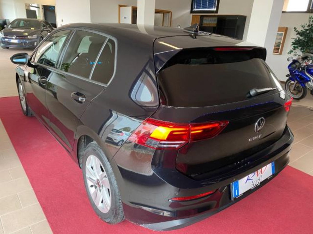 Volkswagen Golf 2.0 TDI 150 CV DSG SCR Life (4)