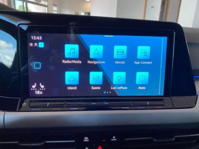 Volkswagen Golf 2.0 TDI 150 CV DSG SCR Life (9)