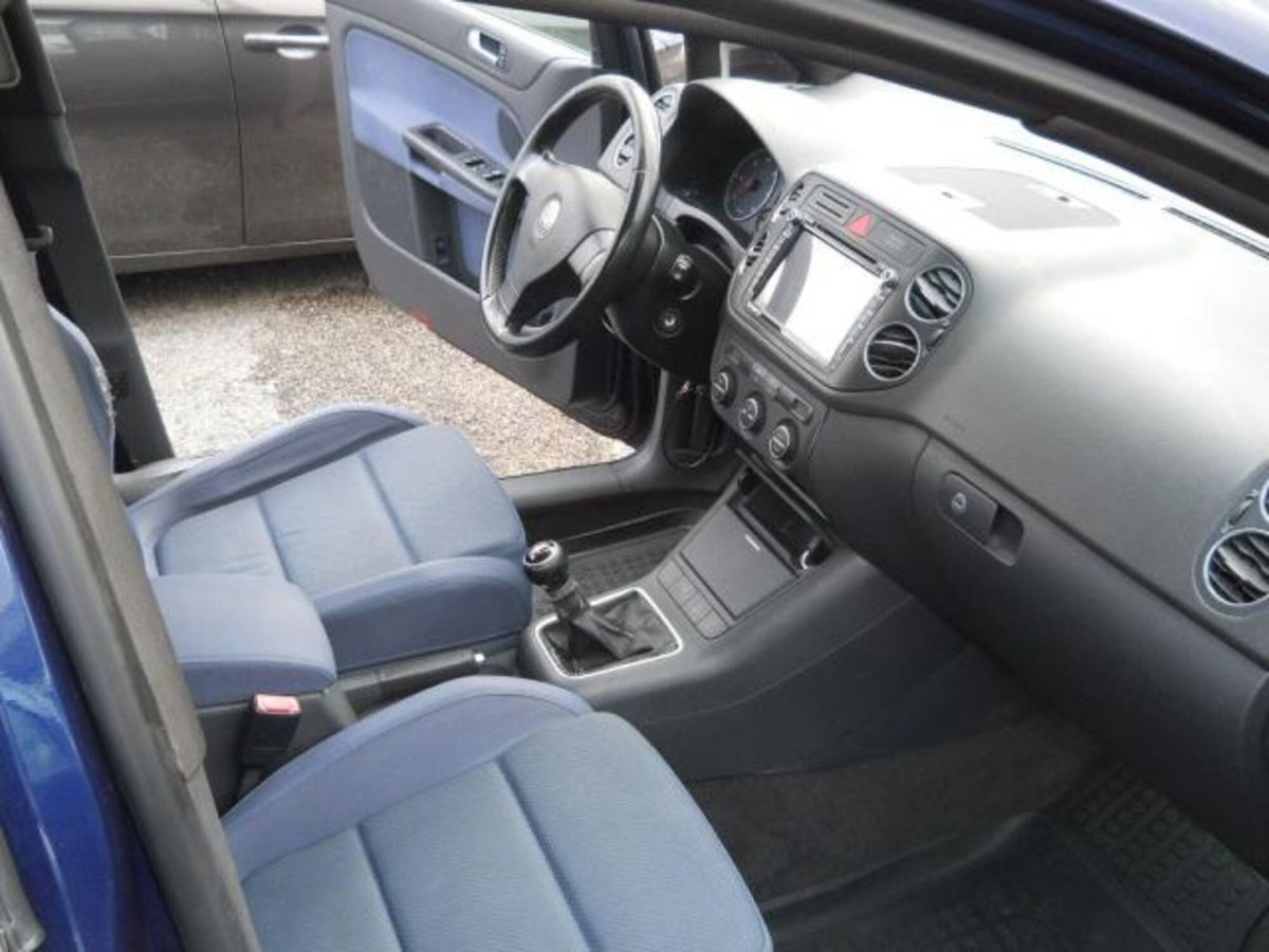 Volkswagen Golf Plus 2.0 16V TDI Sportline (17)