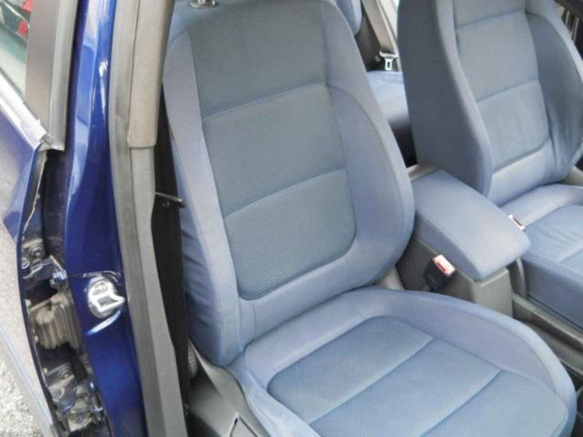 Volkswagen Golf Plus 2.0 16V TDI Sportline (19)