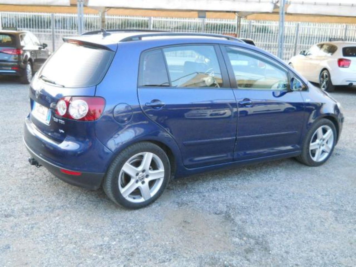 Volkswagen Golf Plus 2.0 16V TDI Sportline (8)