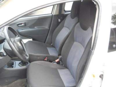 Suzuki Alto 1.0 VVT GL (20)