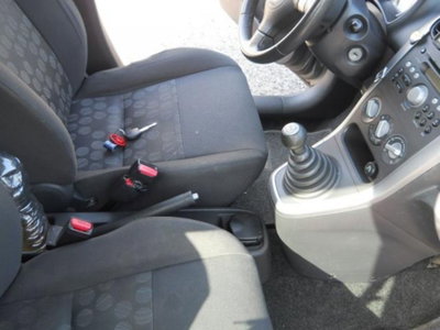 Suzuki Splash 1.3 DDiS GLS (19)