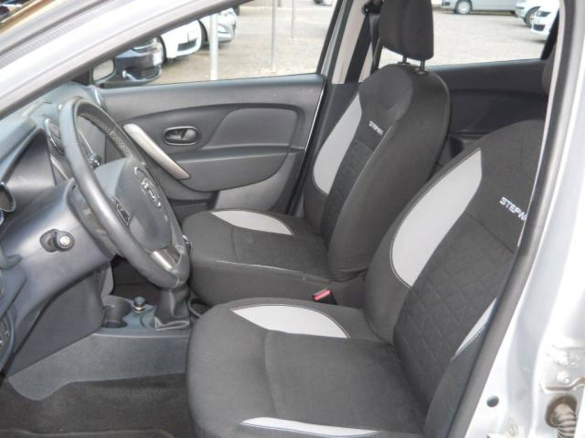 Dacia Sandero Stepway 1.5 dCi 8V 90CV (10)
