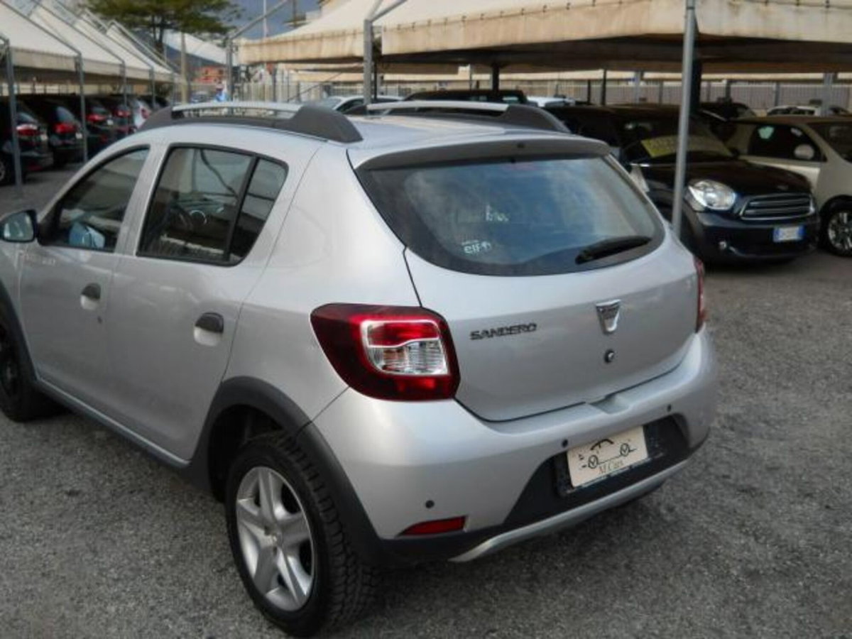 Dacia Sandero Stepway 1.5 dCi 8V 90CV (8)