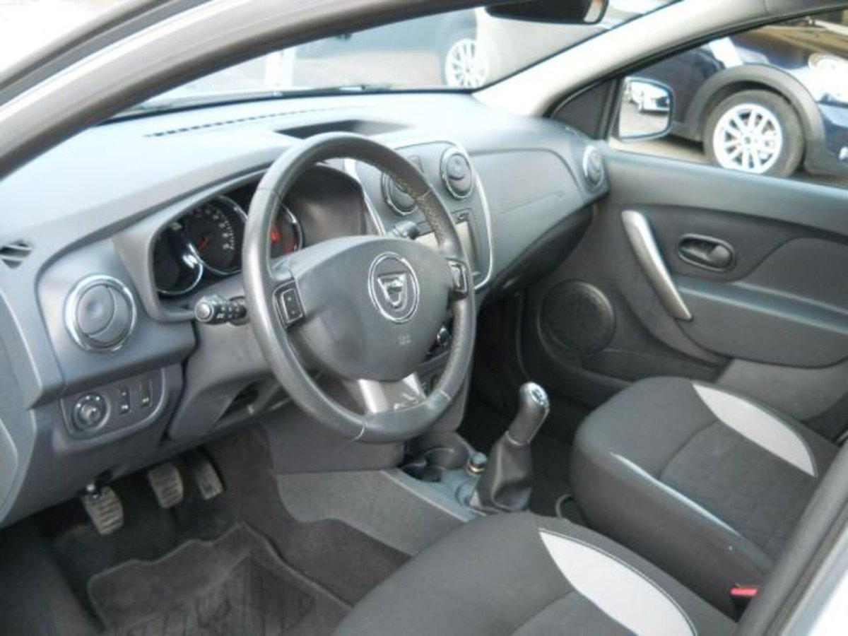 Dacia Sandero Stepway 1.5 dCi 8V 90CV (9)