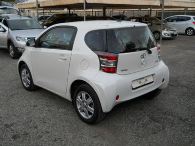 Toyota iQ 1.3 Executive (11)