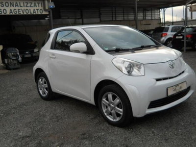 Toyota iQ 1.3 Executive (6)