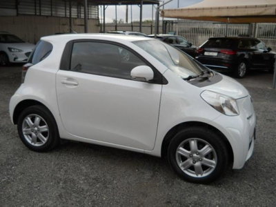 Toyota iQ 1.3 Executive (7)