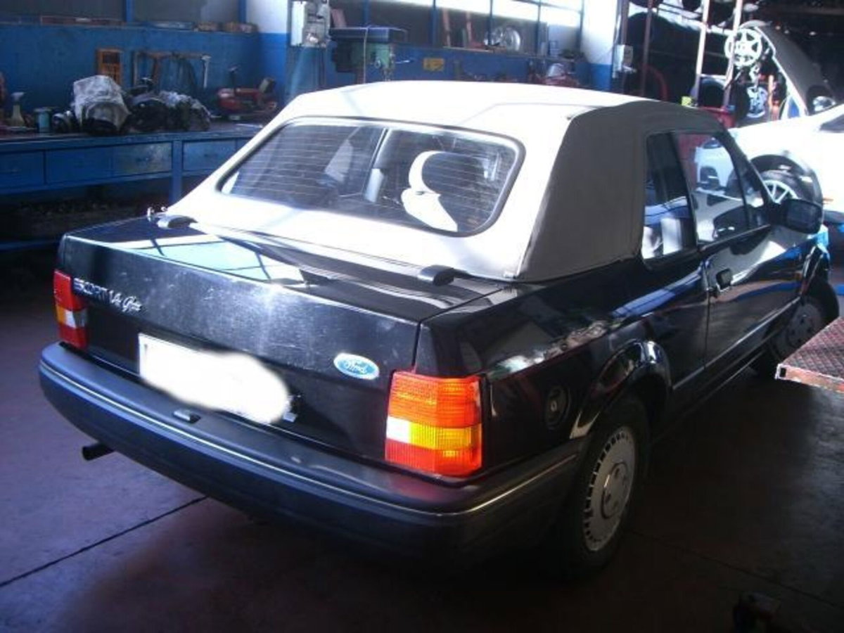 Ford Escort Cabrio 1.4 Cabriolet Ghia (16)