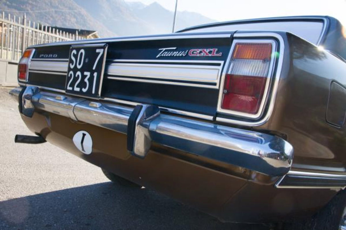 Ford Taunus 1600 4p. Ghia (12)