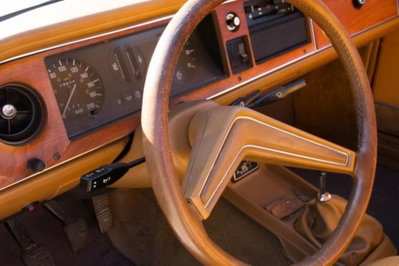 Ford Taunus 1600 4p. Ghia (14)