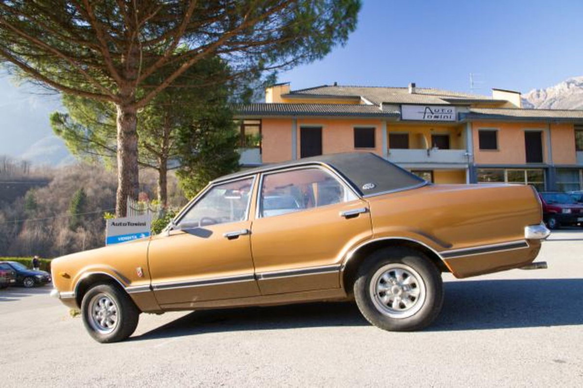 Ford Taunus 1600 4p. Ghia (3)