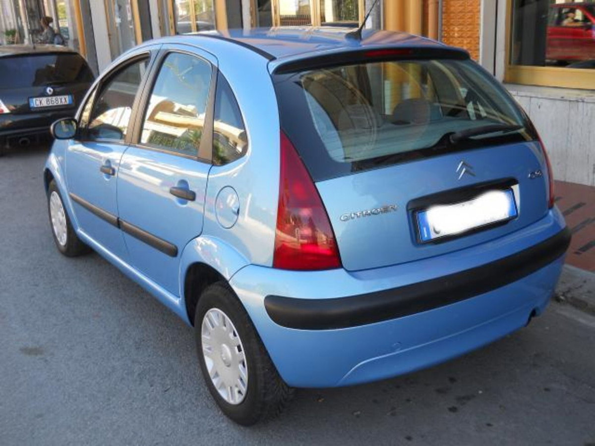 Citroen C3 1.4 HDi 70CV Elegance (3)