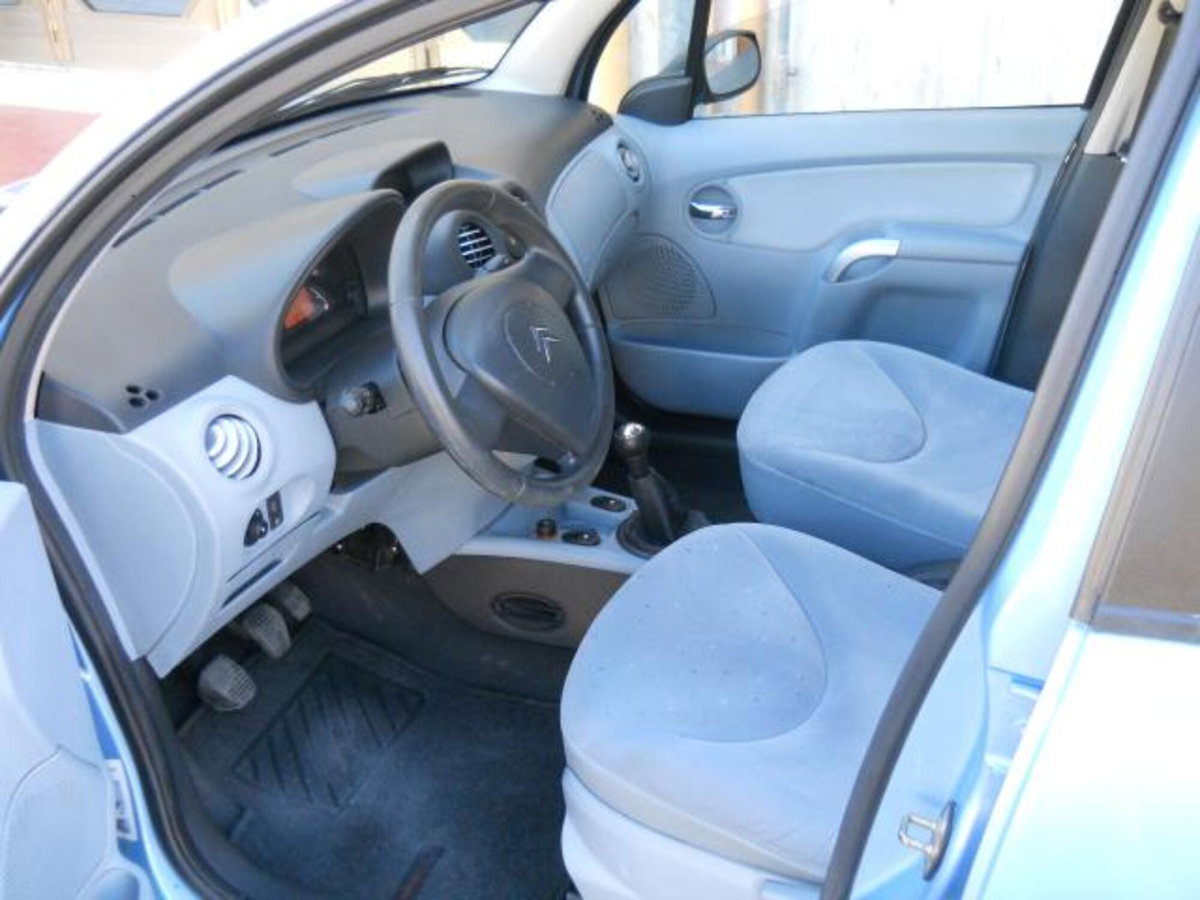 Citroen C3 1.4 HDi 70CV Elegance (6)