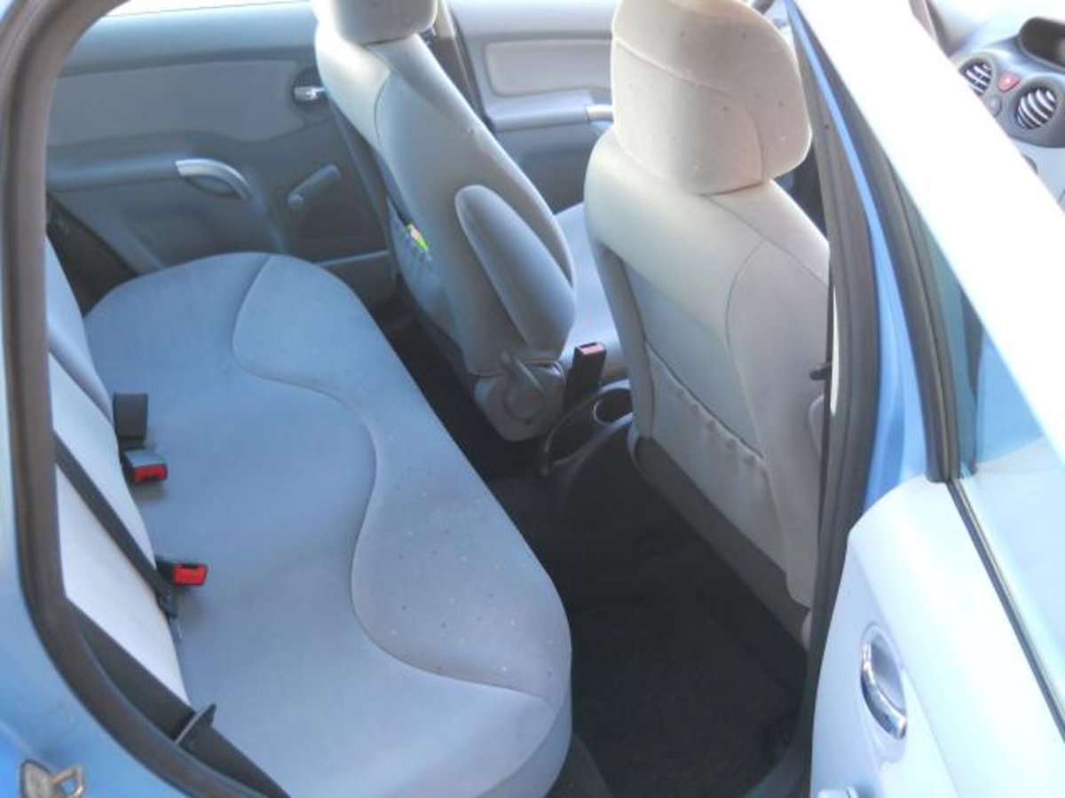 Citroen C3 1.4 HDi 70CV Elegance (7)