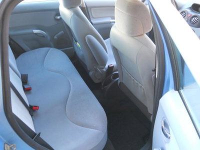 Citroen C3 1.4 HDi 70CV Elegance (7)