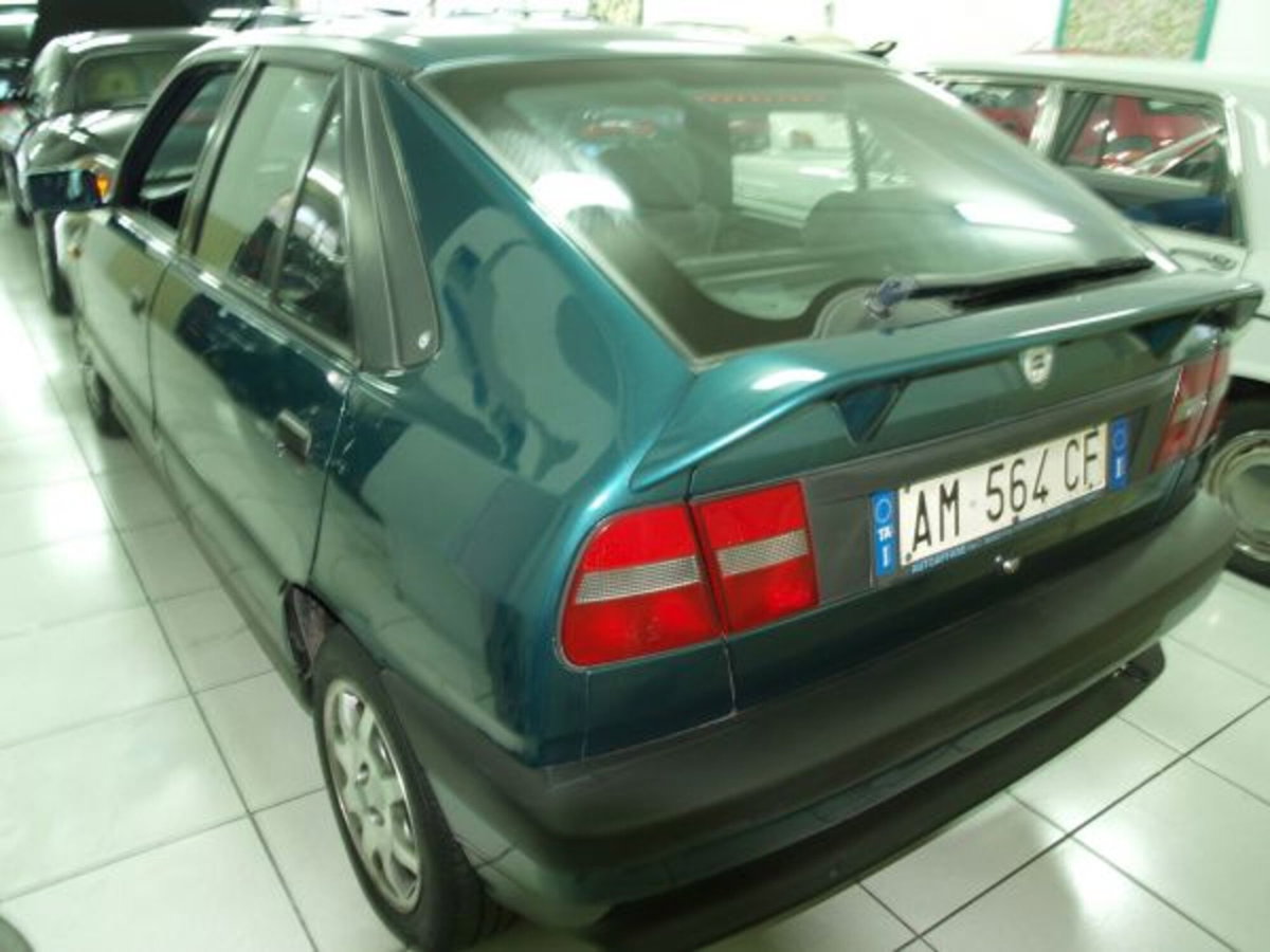 Lancia Delta 1.4 T-Jet 120 CV Argento Ecochic GPL (3)